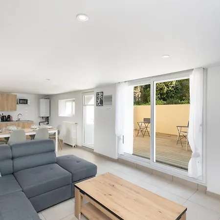 Διαμέρισμα Independante Etoile *